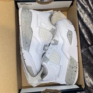 Jordan Retro 4 White Oreo